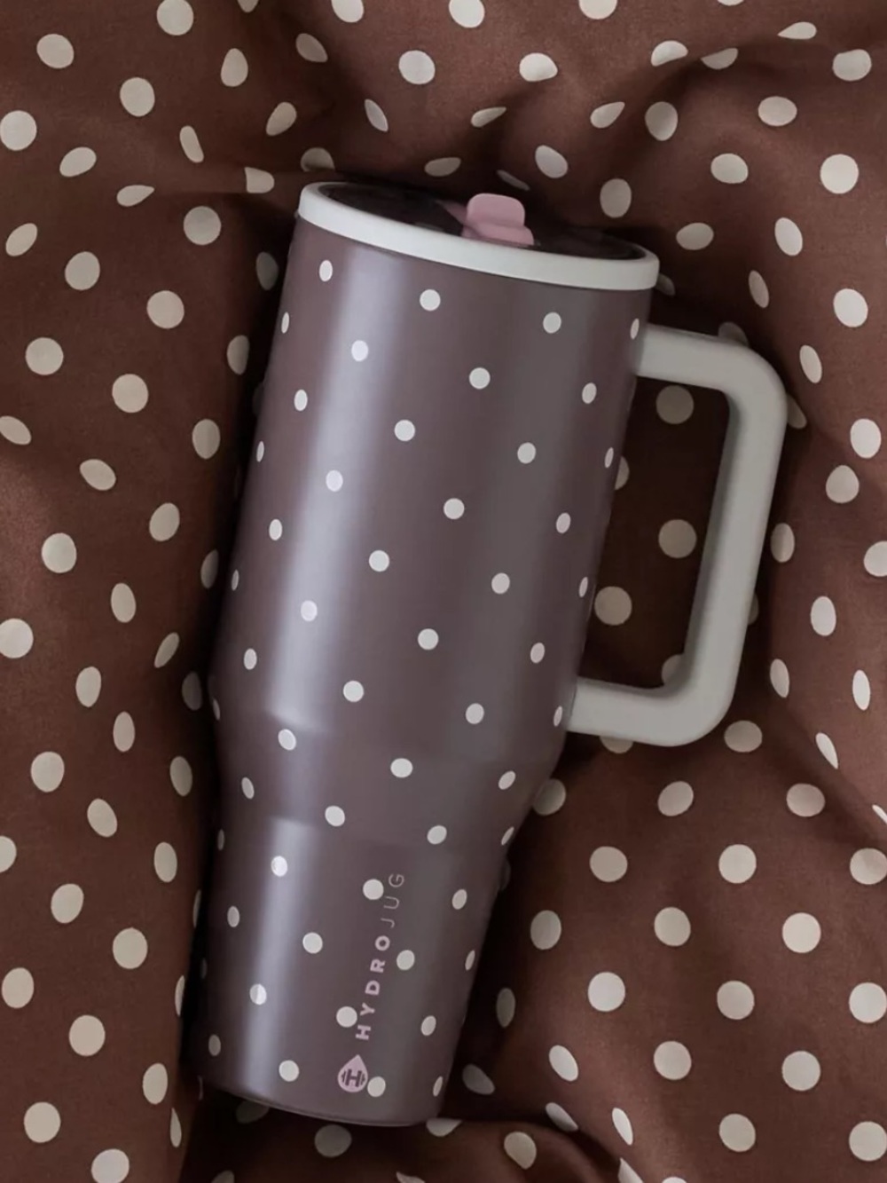 Polka dot hydrojug